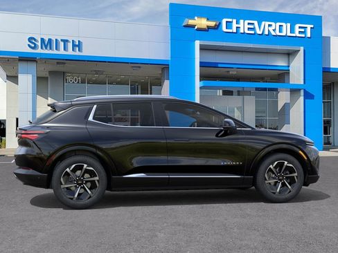 New 2025 Chevrolet Equinox EV LT image 29