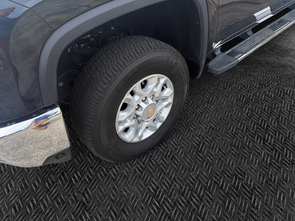 Certified 2026 Chevrolet Silverado 2500 LTZ AWD/4WD image 11