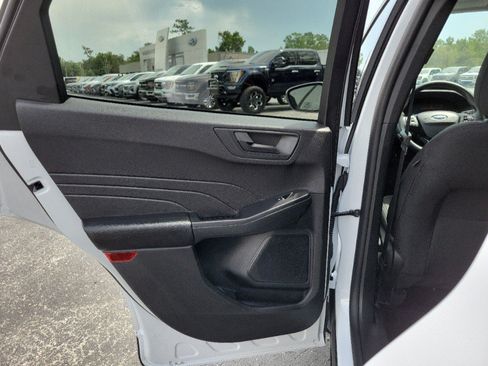 Used 2025 Ford Escape Active FWD image 20