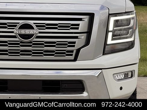 Used 2023 Nissan Titan Platinum Reserve w/ Moonroof Package AWD/4WD image 11