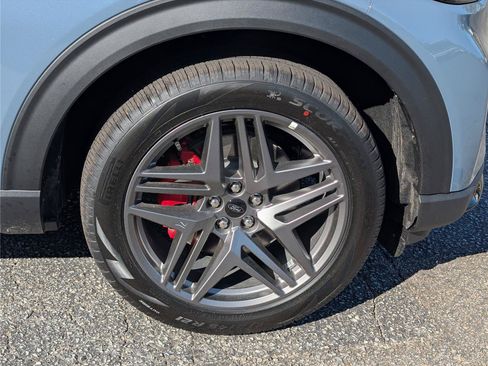 New 2026 Ford Explorer ST-Line w/ ST-Line Street Pack RWD image 7