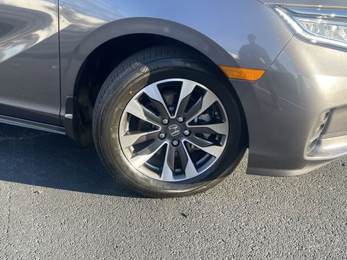 Certified 2024 Honda Odyssey EX-L image 33