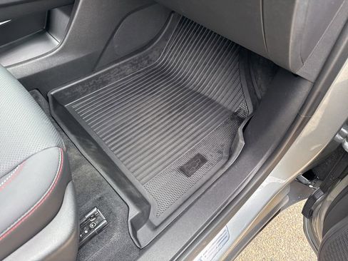 Used 2025 Chevrolet Traverse Z71 w/ LPO, Floor Liner Package image 21