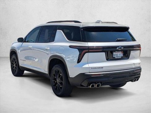 Used 2024 Chevrolet Traverse LT w/ Enhanced Driving Package FWD image 8