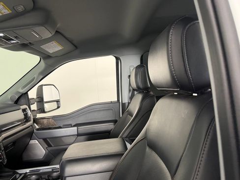 Used 2024 Ford F250 Lariat AWD/4WD image 24
