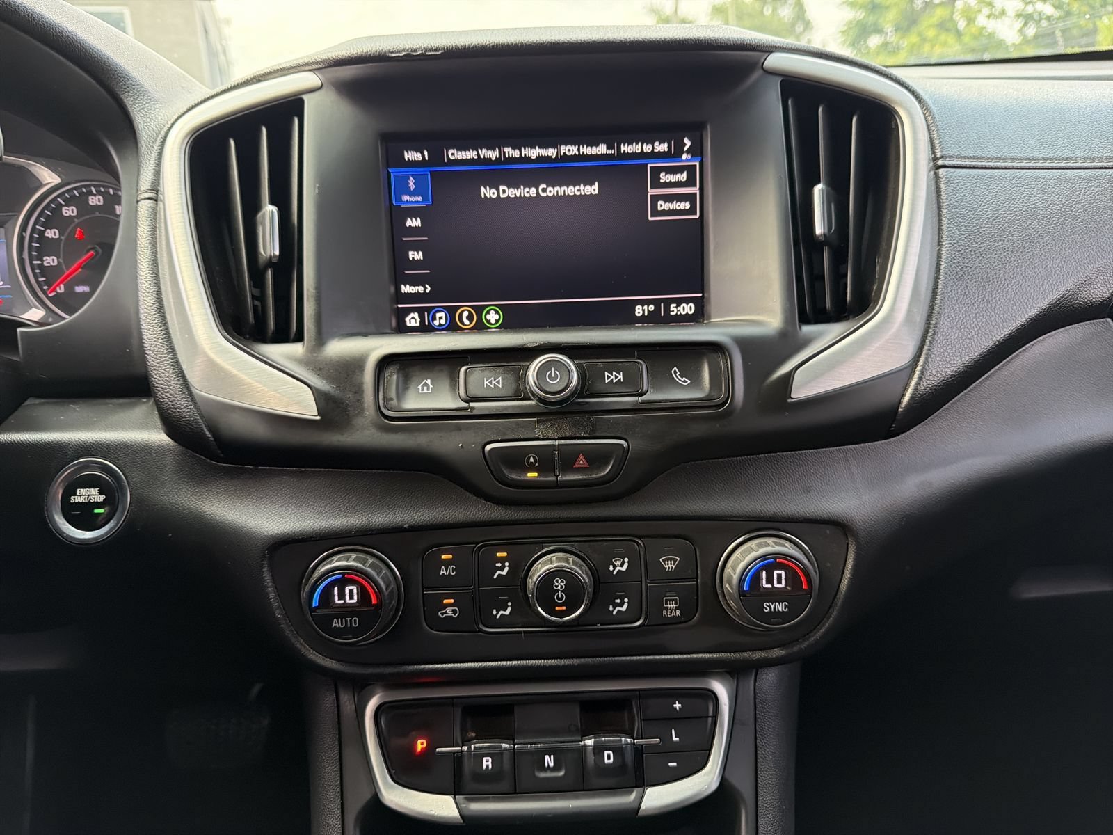 Used 2022 GMC Terrain SLE w/ Driver Convenience Package AWD/4WD image 27