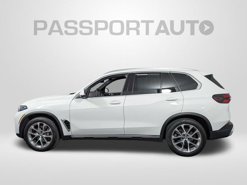 Used 2025 BMW X5 xDrive40i w/ Premium Package AWD/4WD image 2