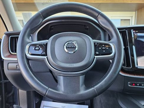 Certified 2023 Volvo XC60 B5 Plus w/ Climate Package AWD/4WD image 20