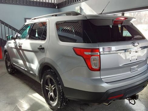 Used 2013 Ford Explorer FWD image 11