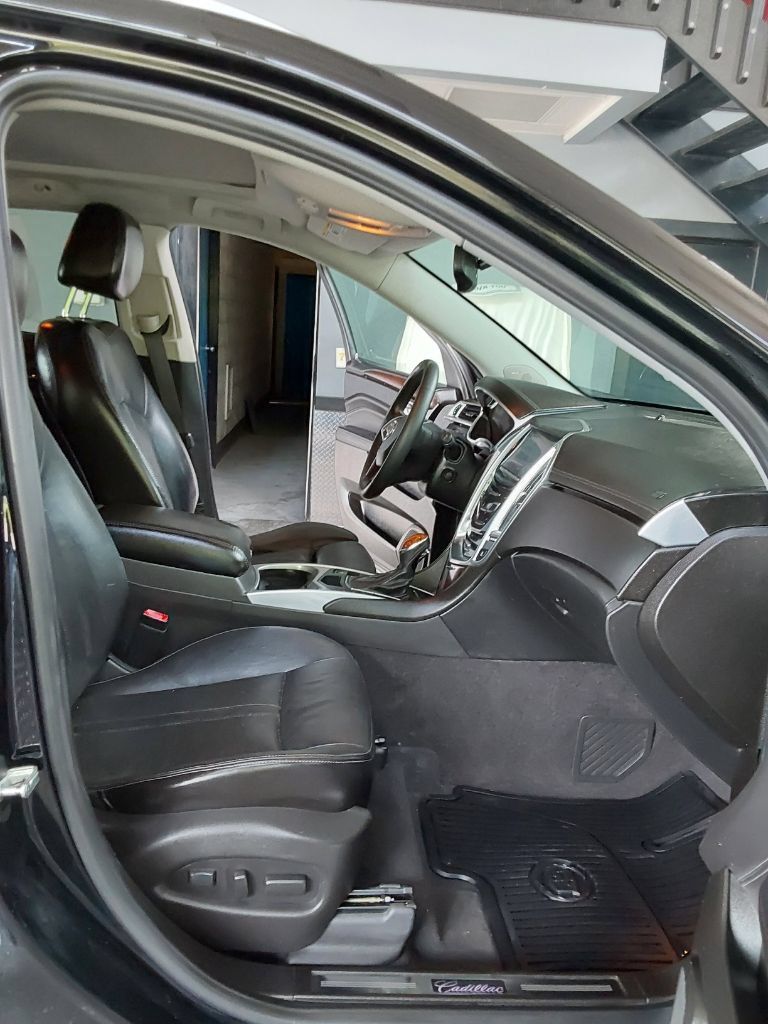 Used 2013 Cadillac SRX Performance w/ Driver Awareness Package FWD image 13