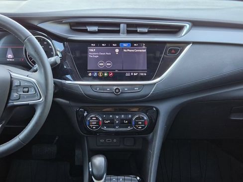 Used 2023 Buick Encore GX Essence w/ Experience Buick Package FWD image 19