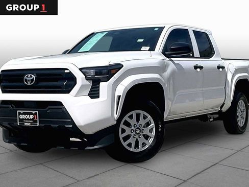 Used 2024 Toyota Tacoma SR RWD image 1