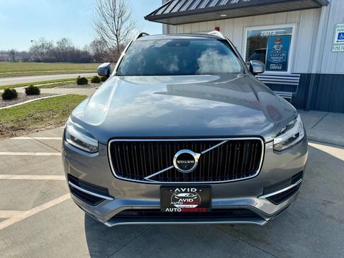 Used 2018 Volvo XC90 T6 Momentum w/ Convenience Package image 3