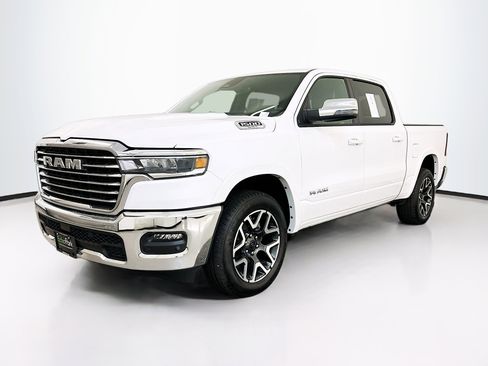 Used 2025 RAM 1500 Laramie image 3