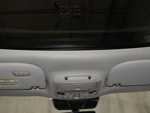 Used 2023 Lincoln Navigator L Reserve w/ Equipment Group 201A image 19