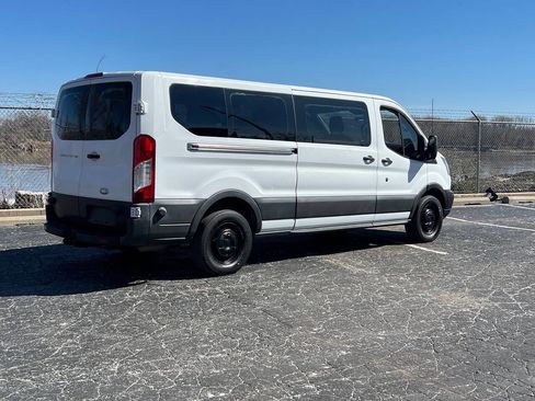 Used 2015 Ford Transit 350 XL image 3