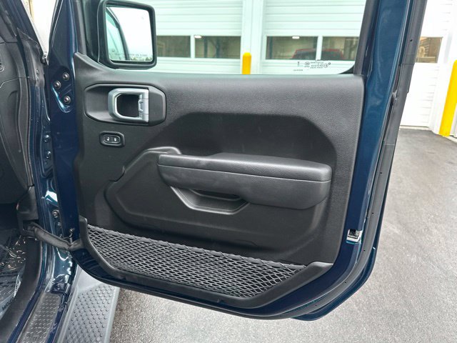 Used 2025 Jeep Wrangler Unlimited Sport AWD/4WD image 11