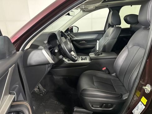 Used 2024 MAZDA CX-90 Plug-In Hybrid w/ Premium Pkg image 11