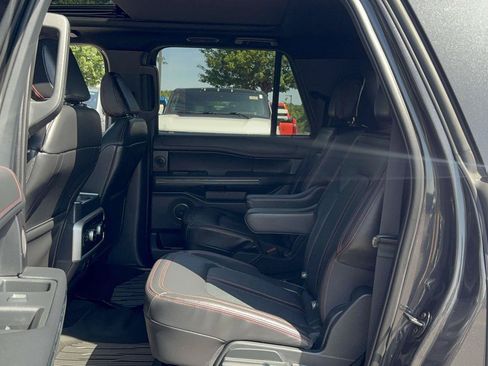 Used 2022 Ford Expedition Max Limited AWD/4WD image 14
