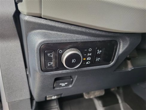 Used 2023 Ford Bronco Badlands image 11