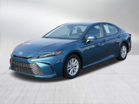Certified 2026 Toyota Camry LE image 3