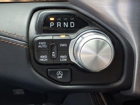 Used 2022 RAM 1500 Limited w/ Body Color Bumper Group AWD/4WD image 6