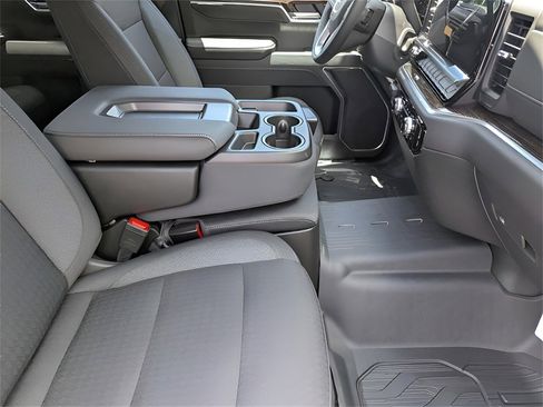 New 2026 GMC Sierra 1500 Elevation image 29