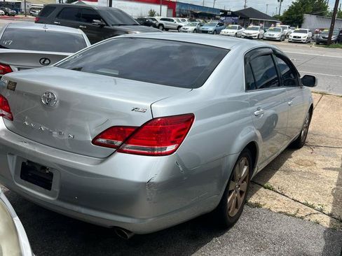 Used 2005 Toyota Avalon XL FWD image 3