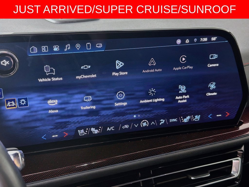 Used 2025 Chevrolet Traverse RS w/ LPO, Floor Liner Package AWD/4WD image 15