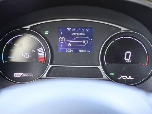 Used 2019 Kia Soul EV FWD image 16