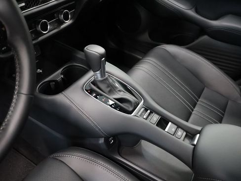 New 2027 Honda HR-V EX-L image 17