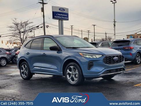 Used 2024 Ford Escape ST-Line w/ Tech Pack #1 image 2