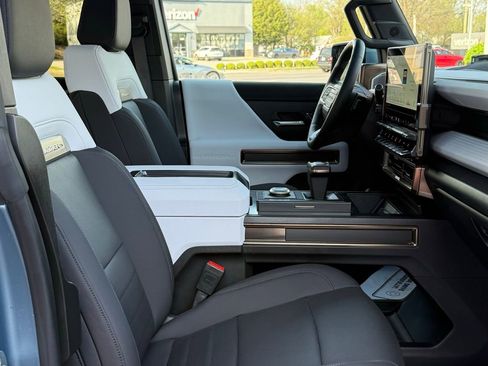 Used 2024 GMC Hummer EV 3X w/ Omega Edition AWD/4WD image 48
