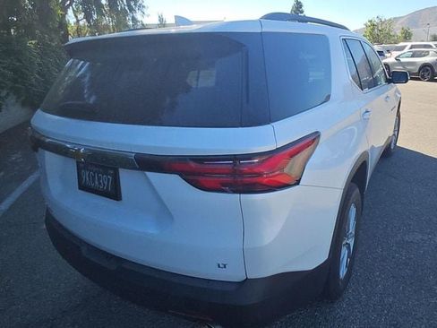 Used 2023 Chevrolet Traverse LT FWD image 4