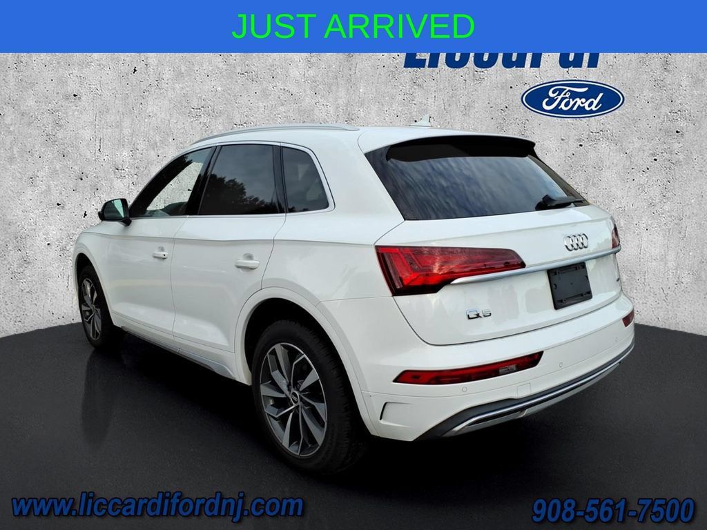 Used 2021 Audi Q5 2.0T Premium Plus w/ Premium Plus Package AWD/4WD image 4