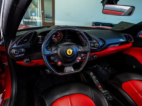 Used 2016 Ferrari 488 Spider image 42