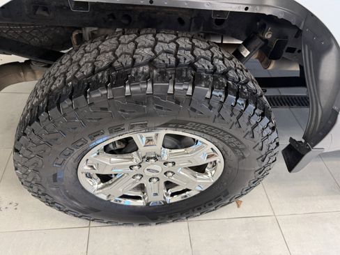 Used 2022 Ford F150 XLT w/ Equipment Group 302A High image 13