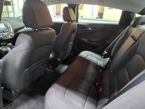 Used 2017 Chevrolet Malibu LS FWD image 18