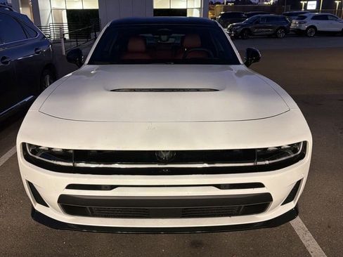 Used 2026 Dodge Charger Scat Pack AWD/4WD image 4