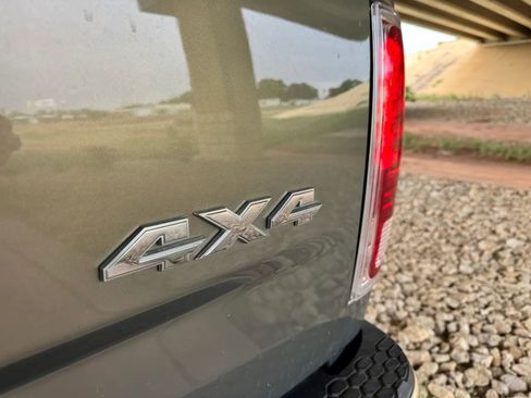 Used 2015 RAM 1500 Laramie Longhorn w/ Convenience Group AWD/4WD image 23