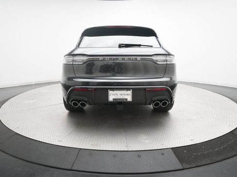 Certified 2026 Porsche Macan AWD/4WD image 13