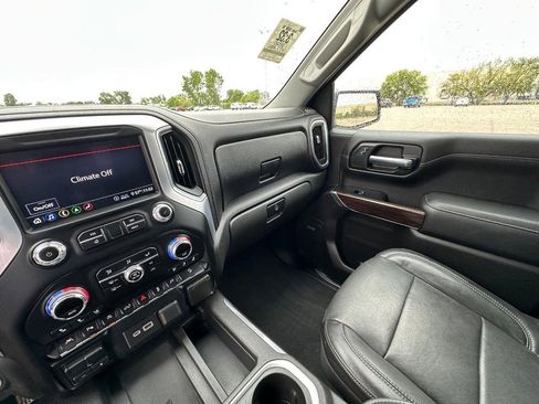 Used 2020 GMC Sierra 1500 SLT w/ SLT Premium Plus Package AWD/4WD image 19