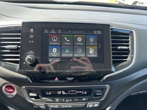 Used 2023 Honda Passport TrailSport image 12