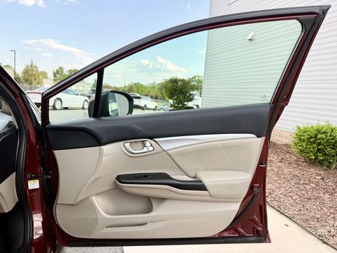 Used 2015 Honda Civic EX-L image 24