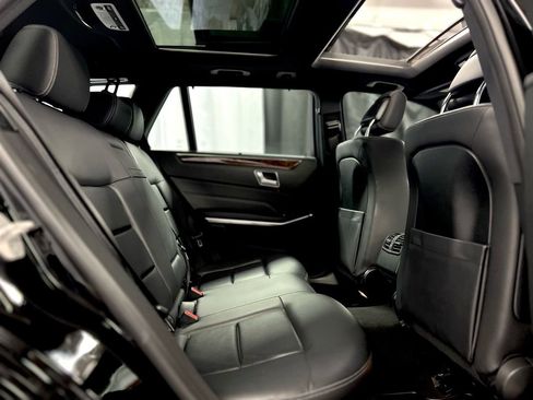 Used 2016 Mercedes-Benz E 350 4MATIC Wagon image 23