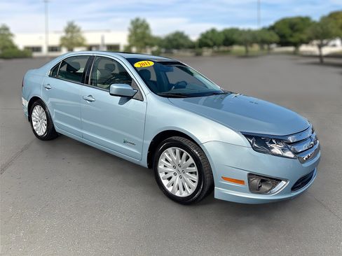 Used 2011 Ford Fusion Hybrid w/ 502A Rapid Spec Order Code image 8