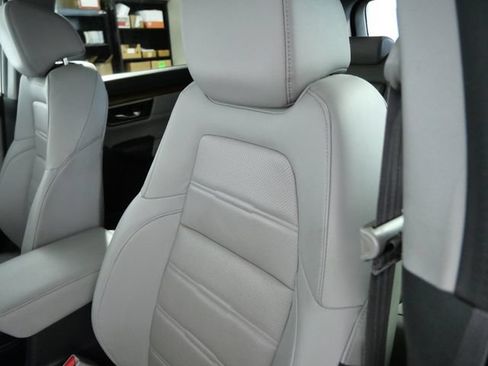 Used 2020 Honda CR-V EX-L image 16