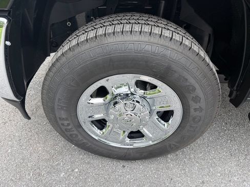 New 2026 RAM 3500 Tradesman AWD/4WD image 9