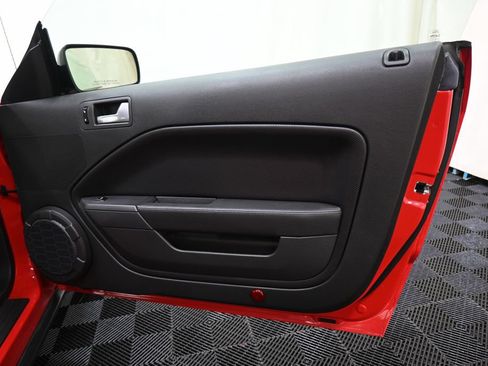 Used 2009 Ford Mustang Shelby GT500 RWD image 17