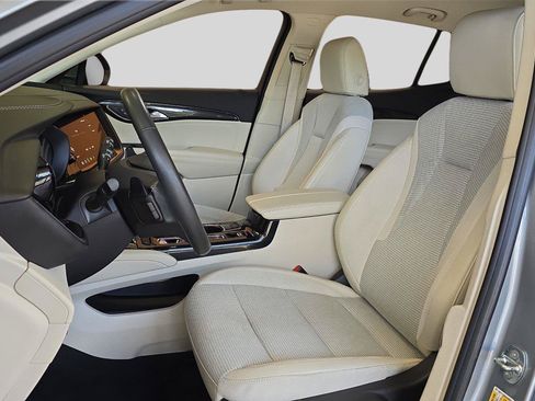 Used 2023 Buick Envision Preferred FWD image 11